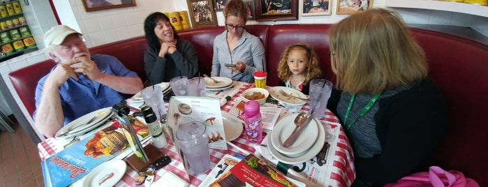 Buca di Beppo Italian Restaurant is one of New Places to Eat.