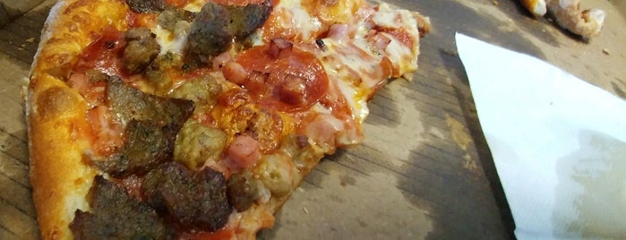 Mama Q's Pizza is one of Jax Pizza.