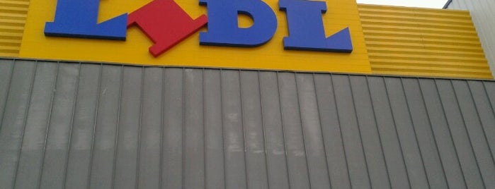 Lidl is one of Tempat yang Disukai Jonatán.