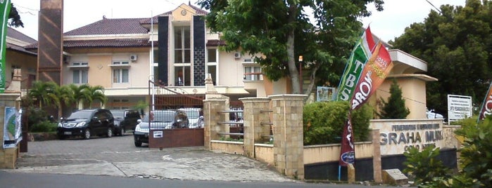 Puri Kajar is one of Top 11 favorites places in Kudüs, Indonesia.