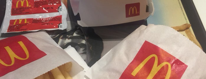 McDonald's is one of Jude : понравившиеся места.