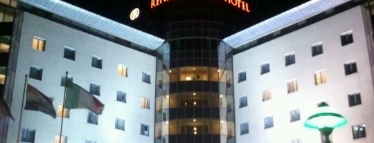 Renaissance Samara Hotel is one of Самара.