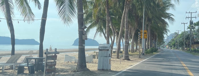 Sam Roi Yot Beach is one of Hua-hin.