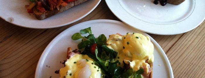 Brunch & Cake is one of Barcelona.