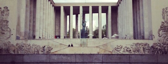 Palais de Tokyo is one of #PFW Fashion Week 2012.