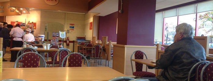 Morrisons Café is one of Phat's Saved Places.