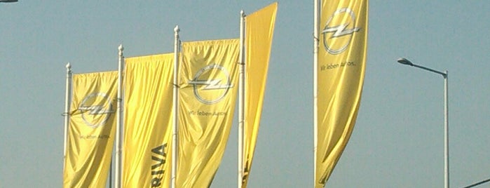 Opel Duna is one of Lugares favoritos de András.