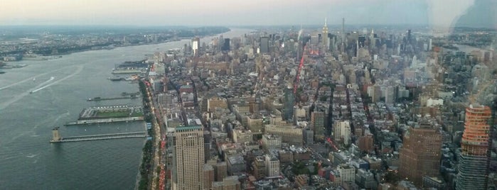 One World Observatory is one of Lugares favoritos de Christina.