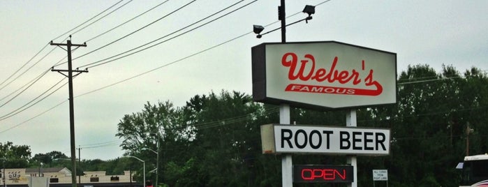 Weber's Drive In is one of Beckiさんの保存済みスポット.