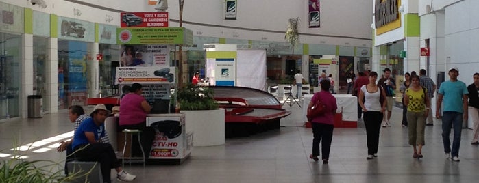 Espacio Esmeralda is one of centros comerciales.