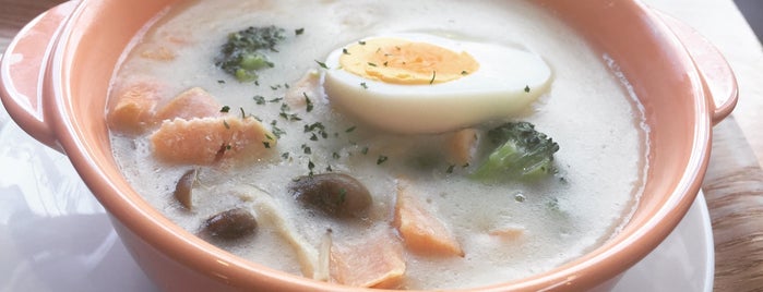 ベリーベリースープ is one of mayumiさんのお気に入りスポット.