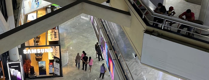 World Trade Center (WTC) is one of Must-visit Malls in Surabaya.