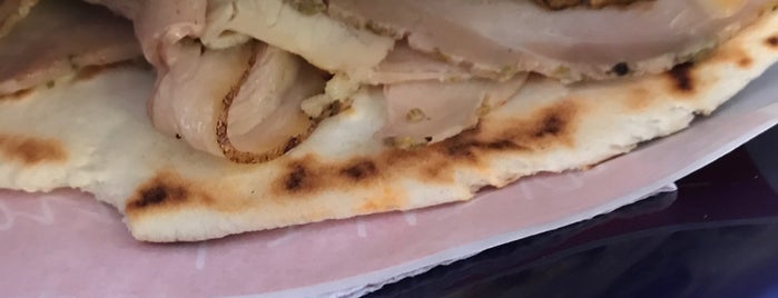 Piadineria Cuslè is one of Francescoさんのお気に入りスポット.