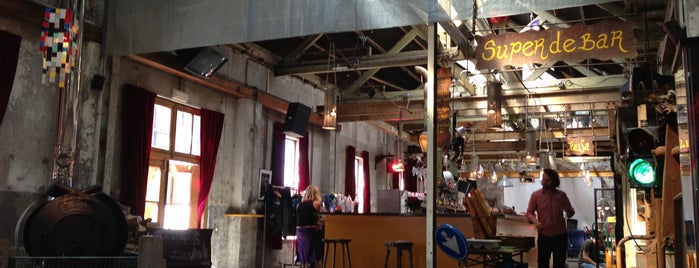 Amsterdam Roest is one of AMS_Coffee&Sweets.