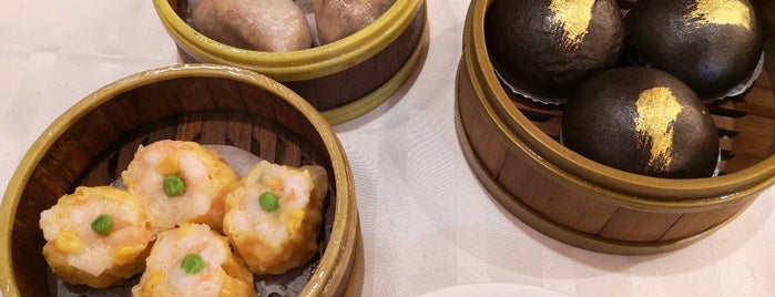 Jing Fong Restaurant 金豐大酒樓 is one of The 15 Best Places for Dim Sum in New York City.
