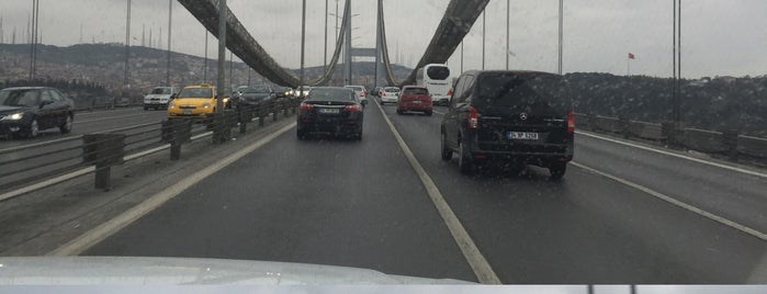 Bosporus-Brücke is one of Orte, die Murat karacim gefallen.