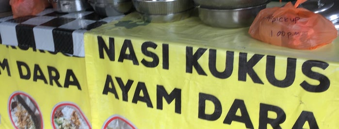 Nasi Kukus Ayam Dara Berempah is one of Johor.