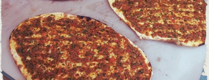 Menekşe Lahmacun is one of Tempat yang Disimpan Necmettin.