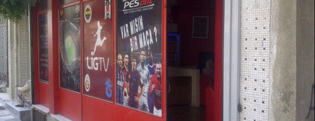 Fenomen Cafe Playstation is one of Tempat yang Disukai 🦅 Yasin Barış 🦅.