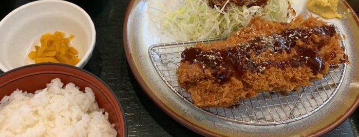 とんかつ伊勢 is one of 新宿〜西新宿周辺.