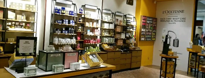 L'Occitane En Provence is one of Sebさんのお気に入りスポット.