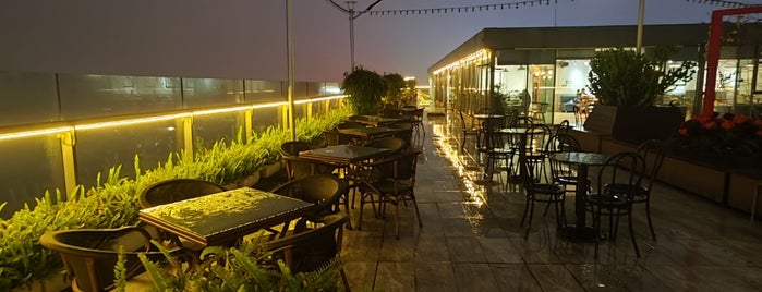 Trill Cafe is one of Hanoi Food, fun, coffee.