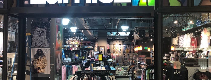 Zumiez is one of Place I've been too.