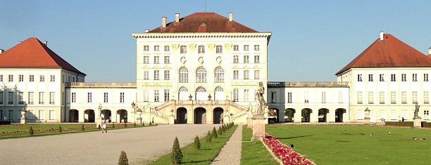Schlosspark Nymphenburg is one of Orte, die Henry gefallen.