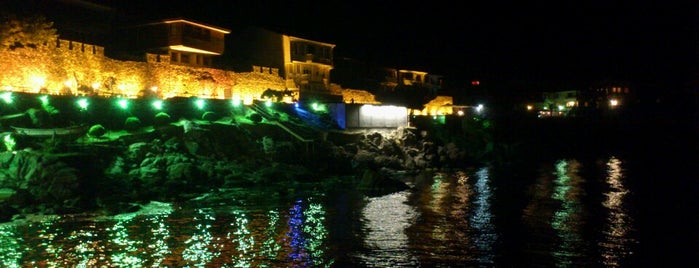 Старият Созопол (Old Town Sozopol) is one of 83さんのお気に入りスポット.