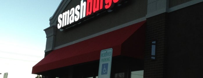Smashburger is one of สถานที่ที่ Matt ถูกใจ.