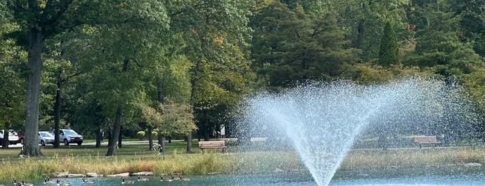 Saddle River County Park - Wild Duck Pond is one of New Jersey Things to Do.