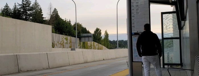 Yarrow Point Bus Stop (520 & 92nd) is one of Bus commute.