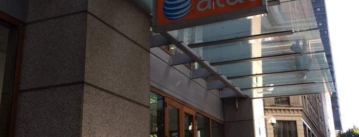 AT&T is one of Orte, die Greg gefallen.