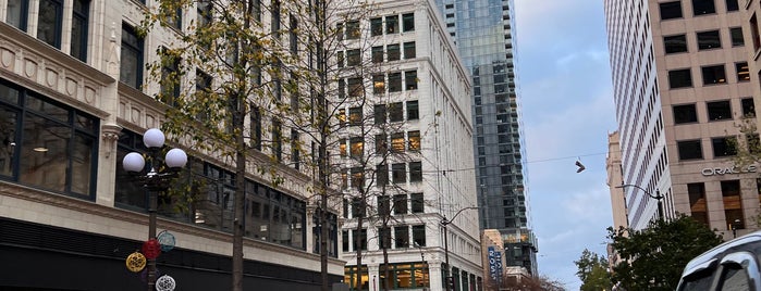 Fourth & Pike Building is one of A Song in Seattle.
