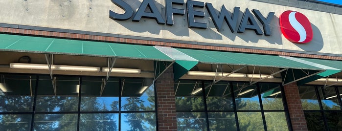 Safeway is one of Posti che sono piaciuti a Josh.