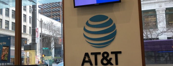 AT&T is one of สถานที่ที่ Greg ถูกใจ.