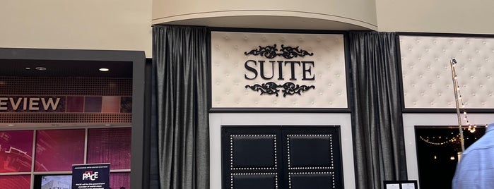 Suite Lounge is one of Tuesdays in Bellevue.