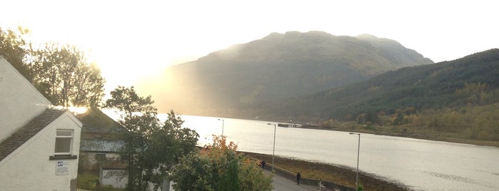 Arrochar Hotel is one of Lugares favoritos de süha.