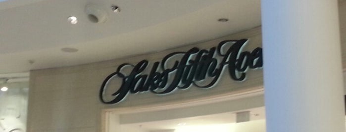 Saks Fifth Avenue is one of Mashael’s Liked Places.