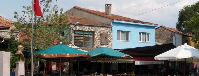 Yeniçarohori is one of Cunda.