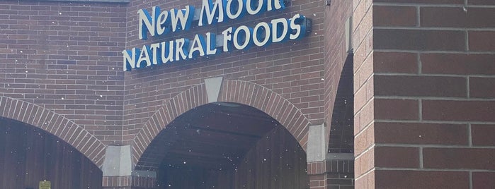 New Moon Natural Foods is one of Soda springs / boreal.