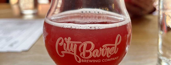 City Barrel Brewing Company is one of KC Q and Brew.