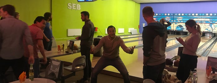 Zelluloos Bowling is one of The Next Big Thing.