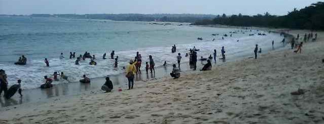 Pantai eMBe (eMBe Beach) is one of Lampung.