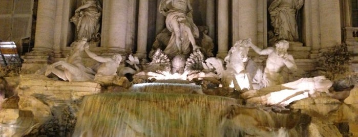 Trevi Fountain is one of World Heritage Sites List.