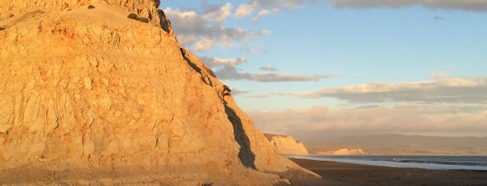 Drake's Beach is one of Bay area.