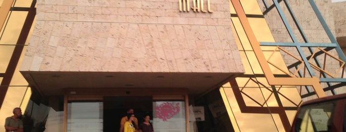 Mall Delicias Plaza is one of Malls en Maracaibo.