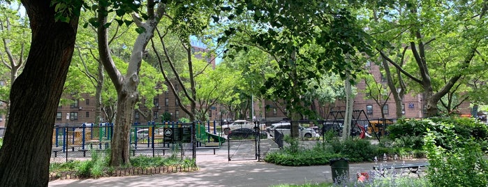 Queensbridge Park Playground is one of Kimmieさんの保存済みスポット.