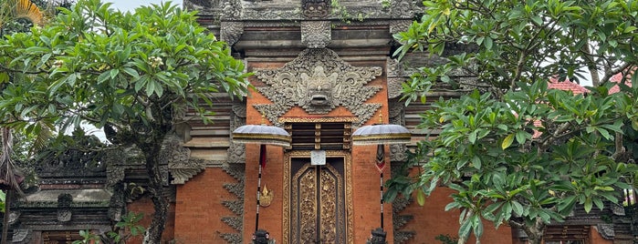 Puri Saren Ubud (Ubud Palace) is one of Bali.