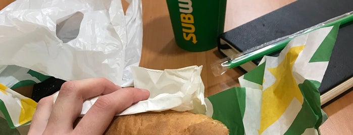 Subway is one of Places to buy Coffee in Southampton.